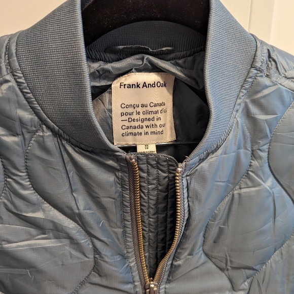 Frank and Oak - Blue Bomber - Picture 2 of 3